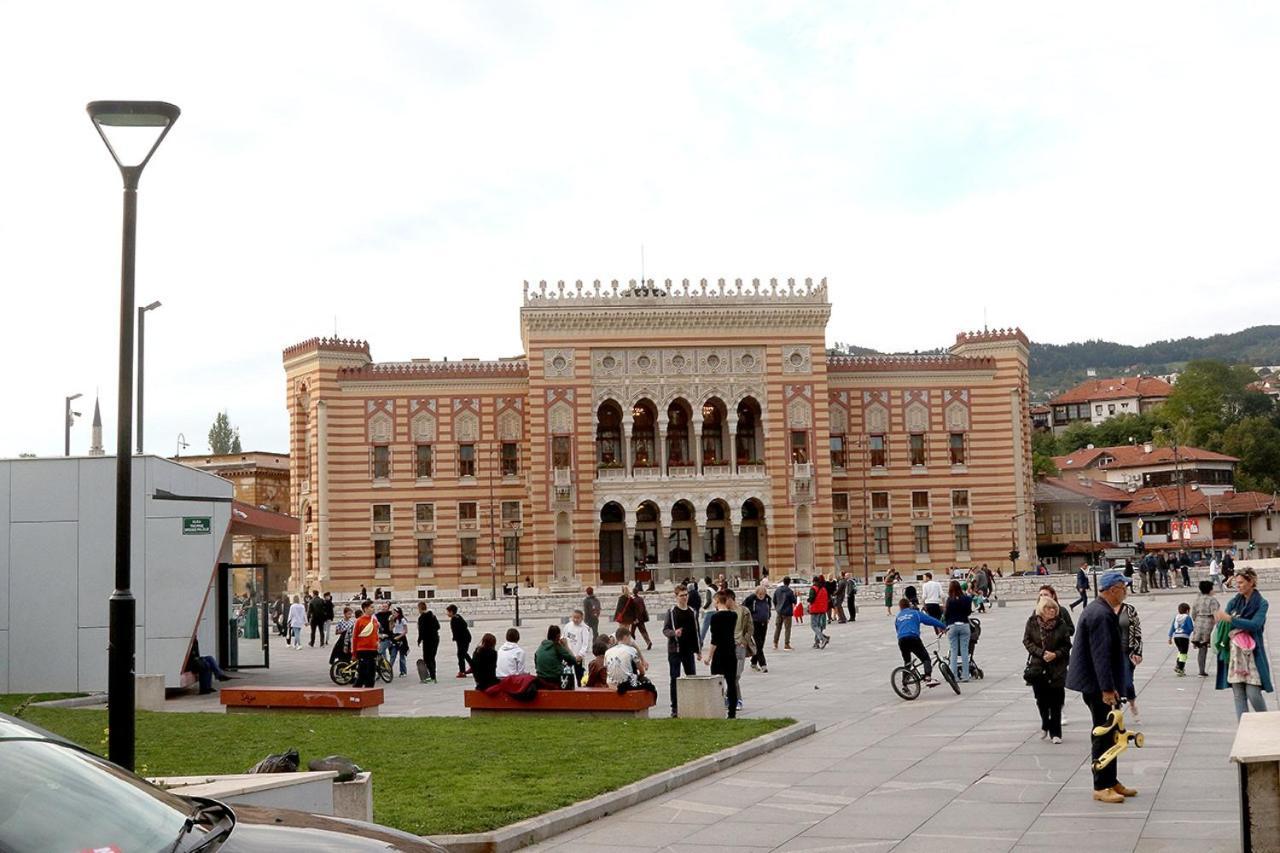 La Vita E Bella Sarajevo Exterior photo